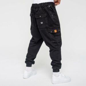 black pants cargo